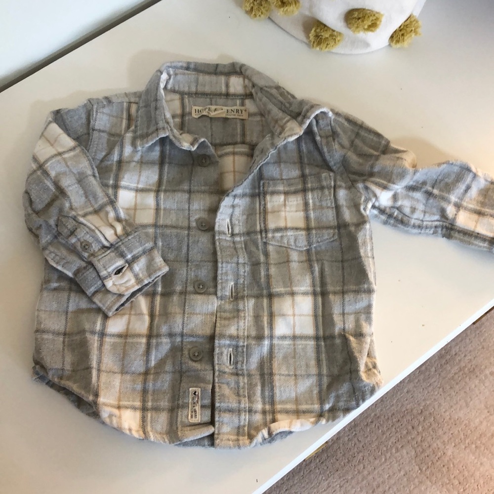 Hope&Henry flannel shirt like new 12-18 mo
